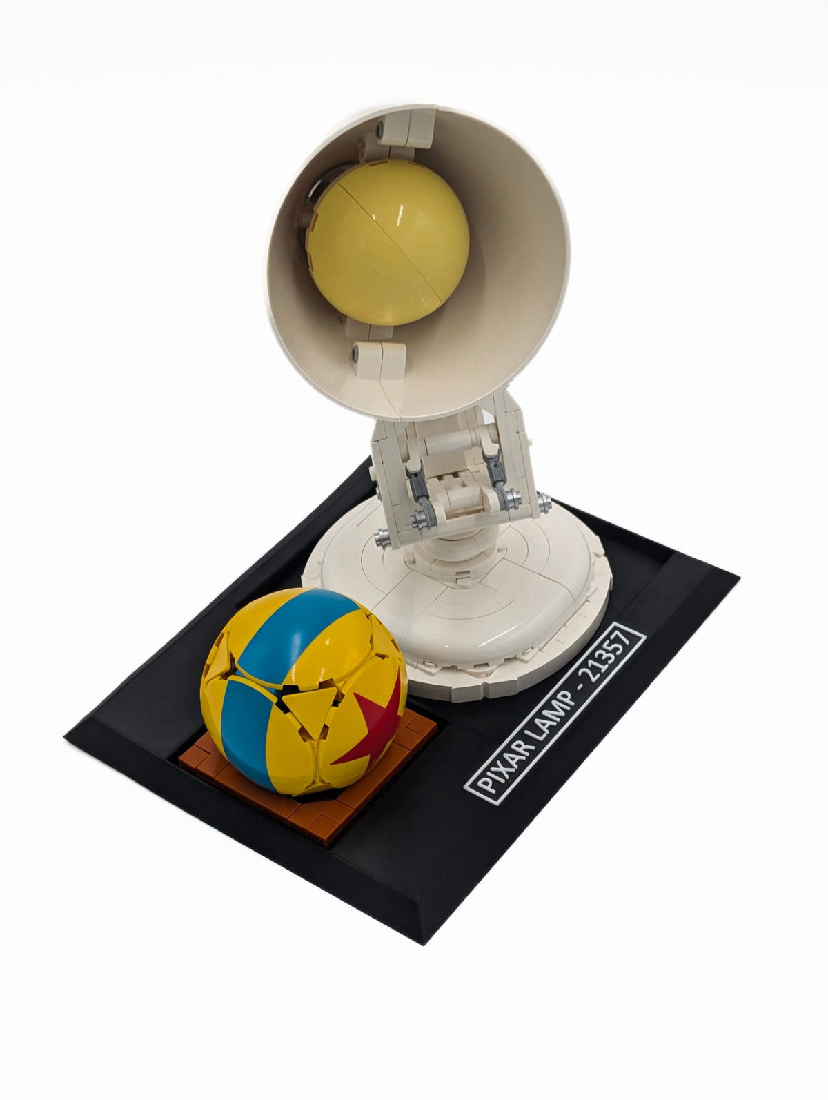 Display Stand for LEGO® Pixar Luxo Jr. (21357)
