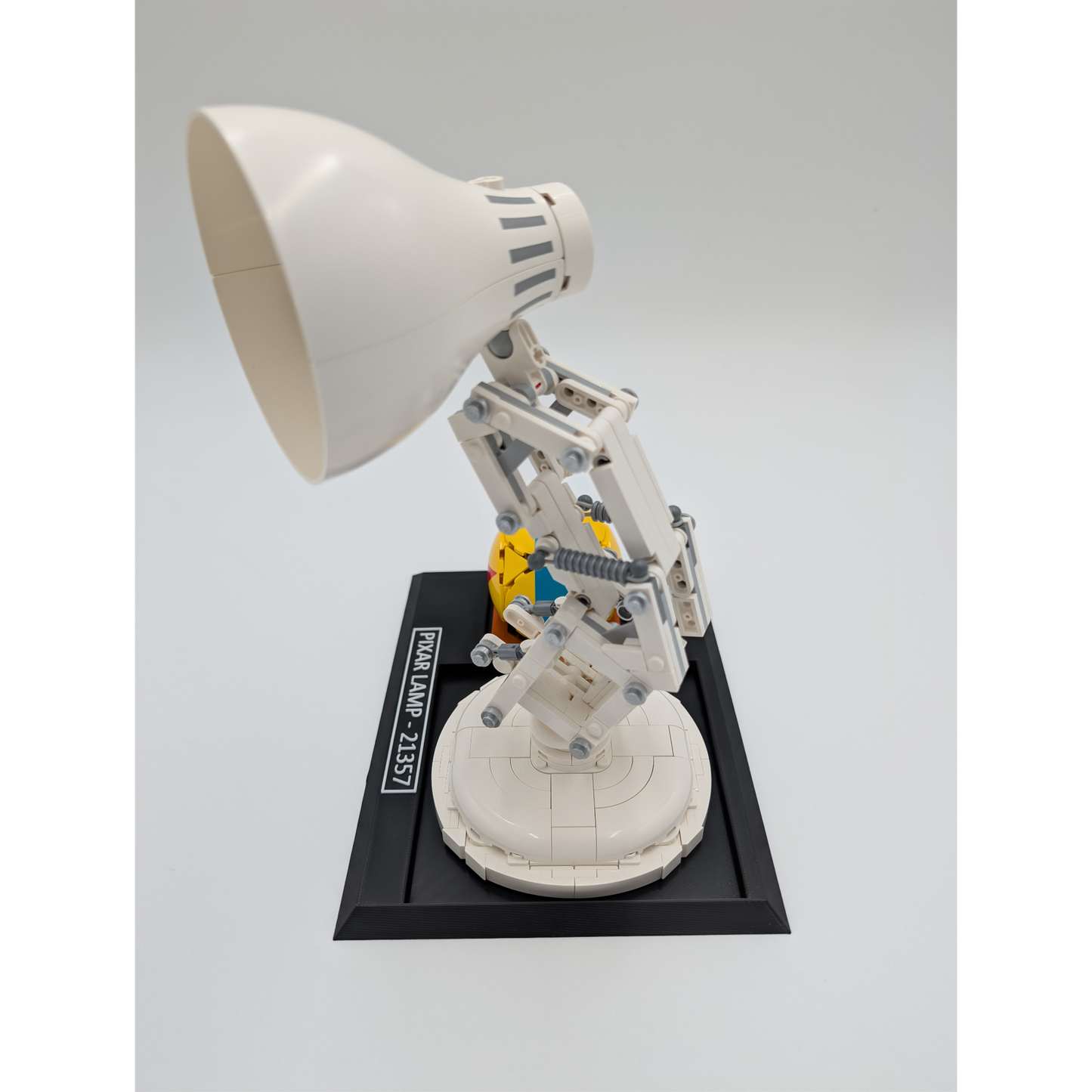 Display Stand for LEGO® Pixar Luxo Jr. (21357)