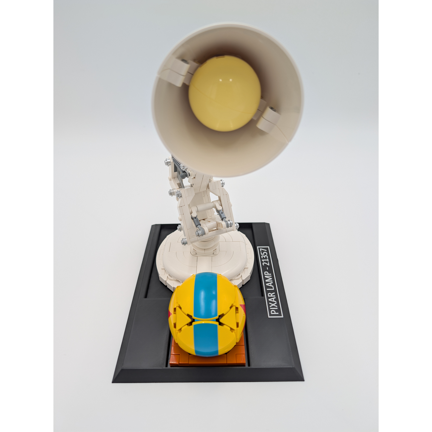 Display Stand for LEGO® Pixar Luxo Jr. (21357)